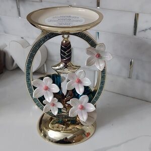 Disney princess Mulan candle holder by bath and body works